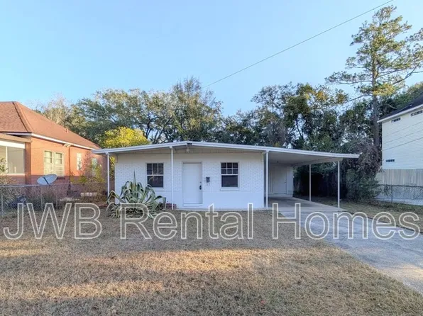 2737 Spring Park Rd, Jacksonville, FL 32207