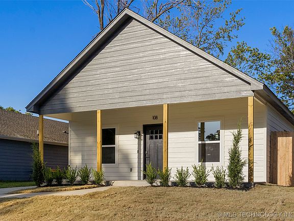 2nd image of 108 N Xanthus Ave