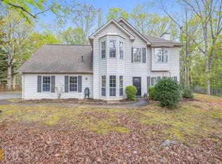 5855 Shadewater Dr, Cumming, GA 30041