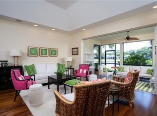 216 Oak Hammock Cir SW, Vero Beach, FL 32962