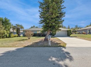 1911 Beacon St, Deltona, FL 32738