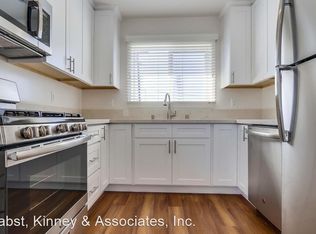 1016 Ocean Ave APT H, Seal Beach, CA 90740