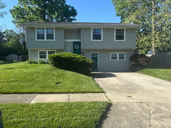 10361 E Mercury Dr, Indianapolis, IN 46229
