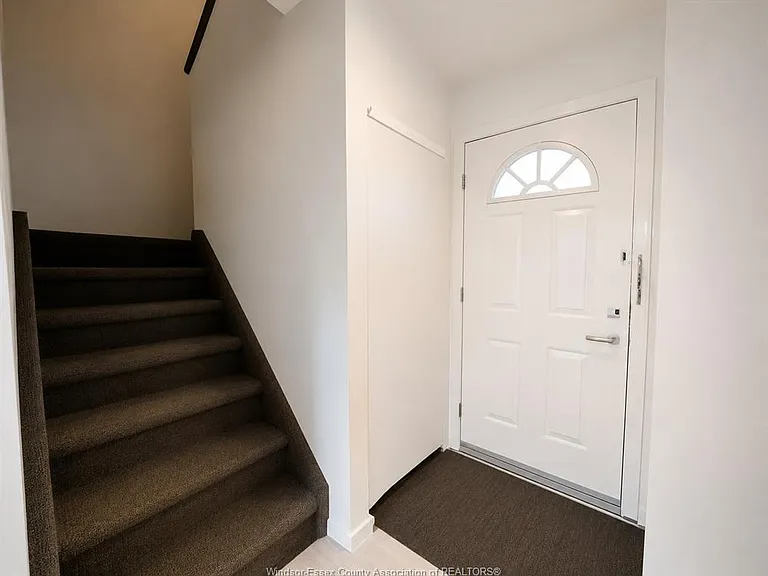 325 Dunn Rd #1 — Photo 9