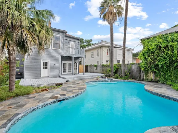 220 Marshall St, Houston, TX 77006