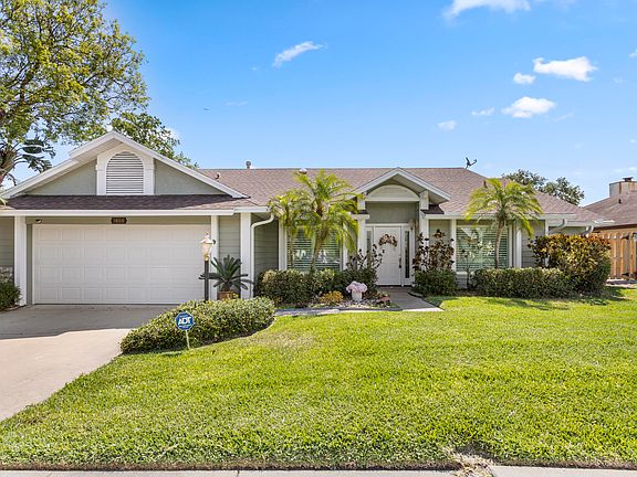 3rd image of 3808 Wethersfield Cir