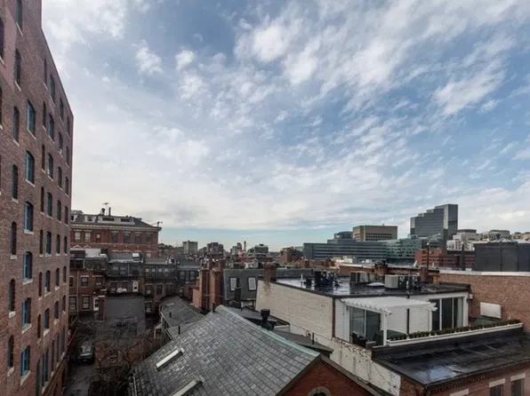 37 Joy St APT 13, Boston, MA 02114