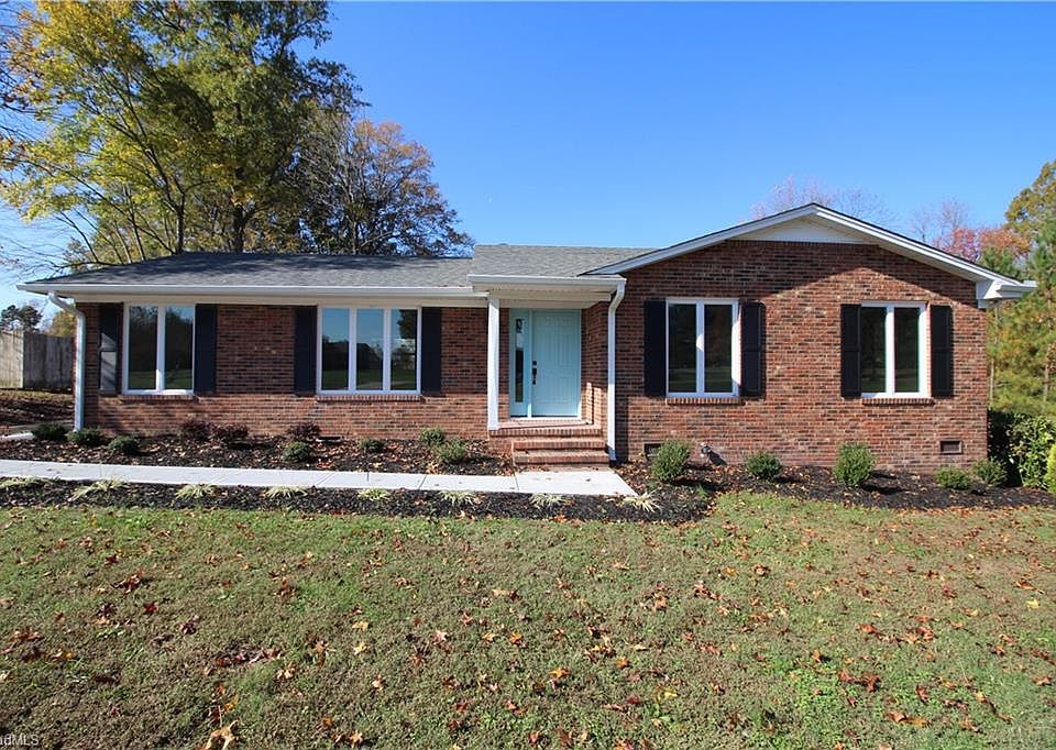 1st image of 600 Beachland Dr