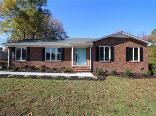 600 Beachland Dr, Mc Leansville, NC 27301