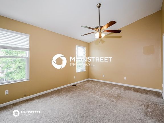 4th image of 209 Cherrywood Parc Dr