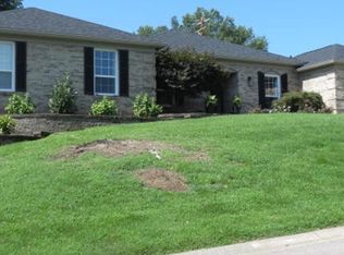 1228 Huntspoint Way, Henderson, KY 42420