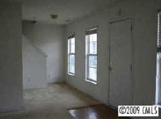 1529 Crandon Dr, Charlotte, NC 28216