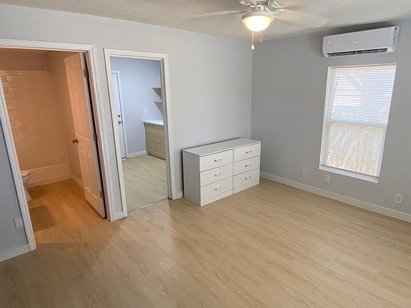 3rd image of 2927 N 9th Ave #B