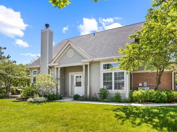 2342 County Farm Ln, Schaumburg, IL 60194
