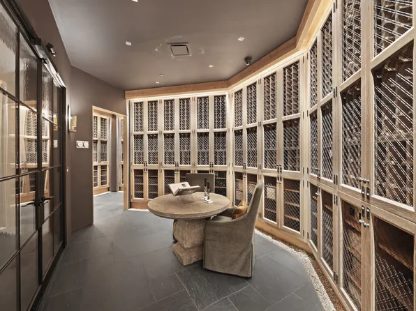 20 East End Avenue image 31 of 31