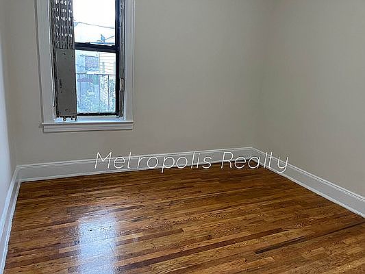 3rd image of 23-14 28th St #A2