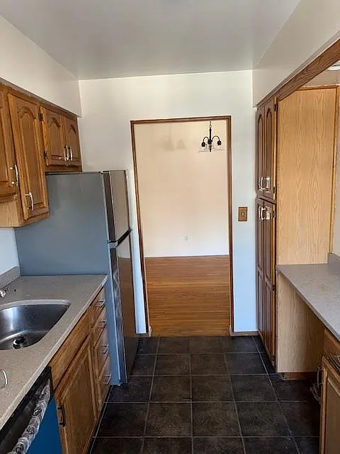 Building Photo - 1624 Valley St #2B