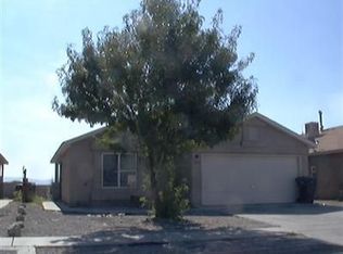 1824 Desert Breeze Dr SW, Albuquerque, NM 87121