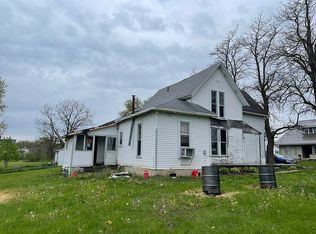 407 S Spring St, Hartford City, IN 47348