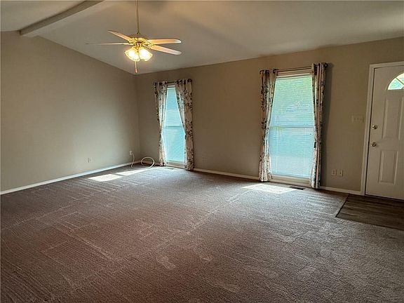 5th image of 3861 County Road 3900