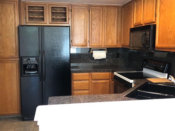 3rd image of 2879 Buena Crest Ct
