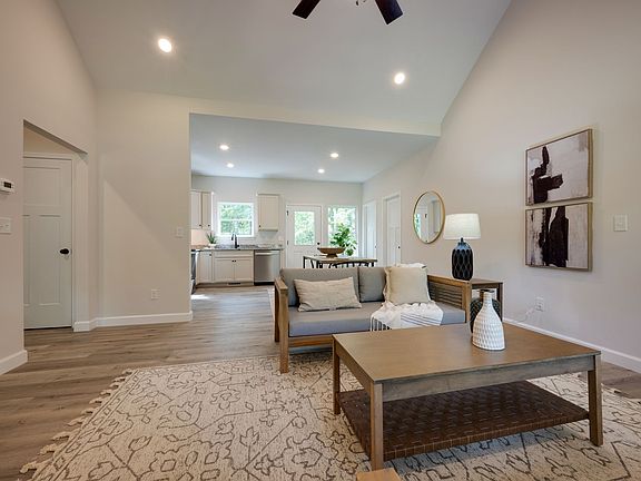 4th image of 1424 E Piney Rd Lot 3