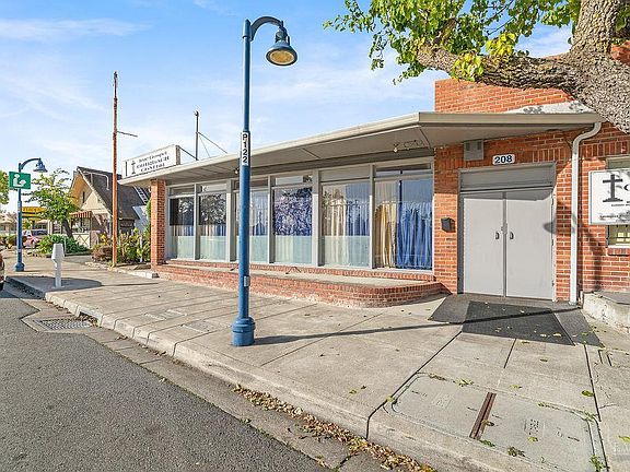 2nd image of 205 Pacific Avenue #213