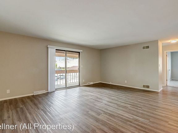 4th image of 745 W Grange Ave #203