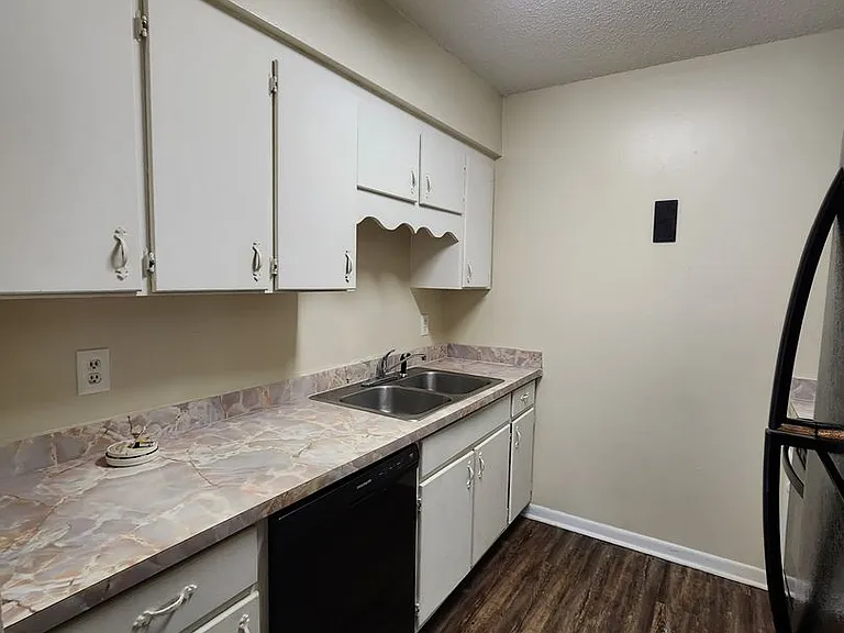 118 SE Bracken Way #101 — Photo 7