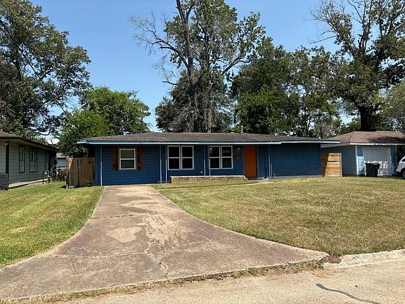 3rd image of 5440 Dewberry Ln