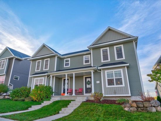 627 Hillcrest Drive, Waunakee, WI 53597