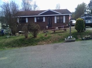 1713 S Meade Cir SW, Cleveland, TN 37311