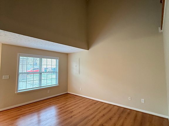 2nd image of 4310 Clearwater Way