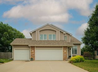 309 NW Crestview Dr, Ankeny, IA 50023