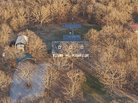 2nd image of 448 Springview Dr