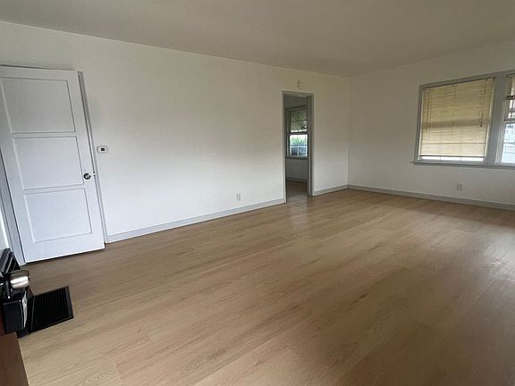 4th image of 2115 S Garfield Ave #0
