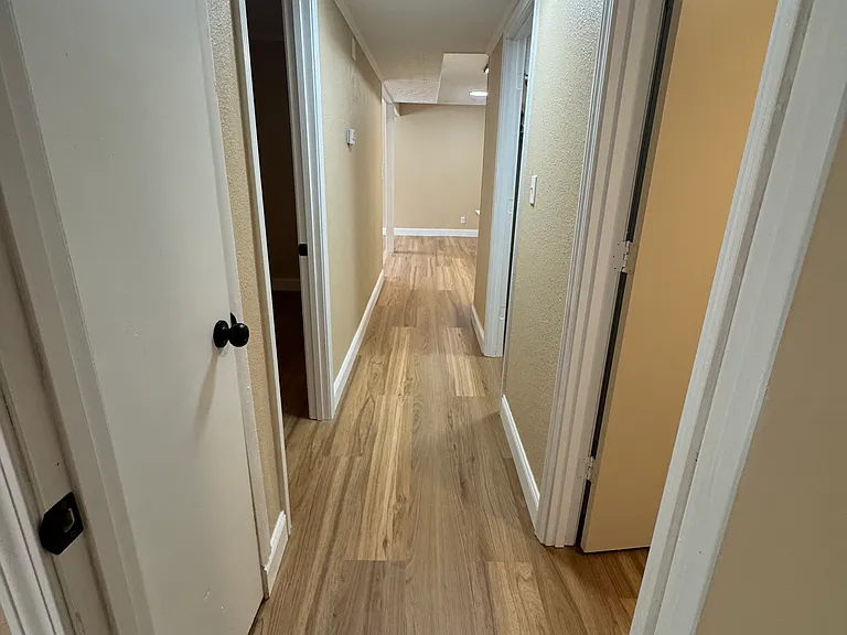 184 Westwood Dr #B — Photo 13