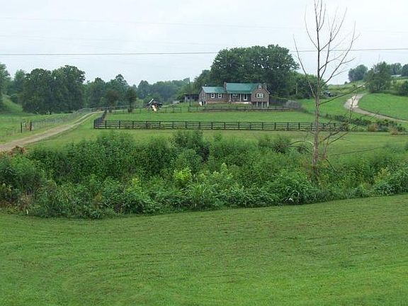 4th image of 3298 Prewitt Grassy Lick Pike