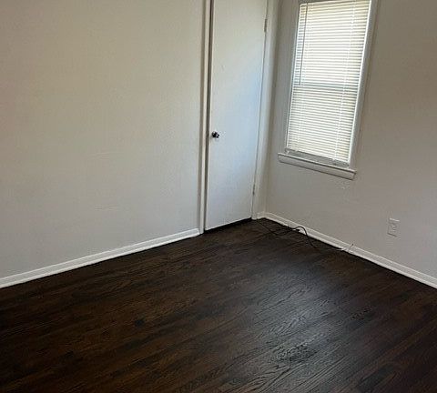 3rd image of 3862 E 112th St