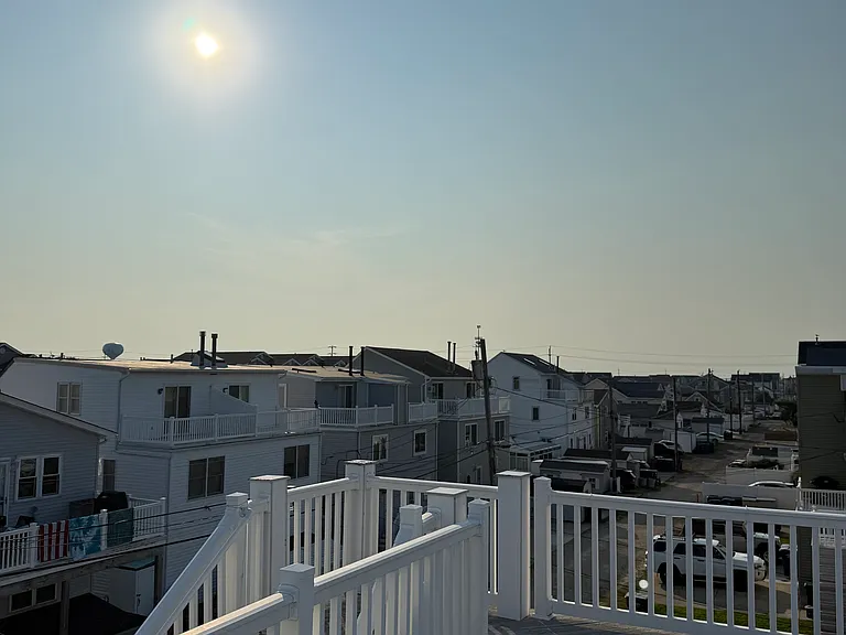 3401 Ocean Ave #9 — Photo 13