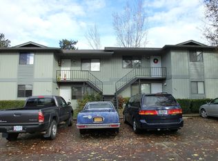 442 NE Silverwood Pl #P275, Grants Pass, OR 97526