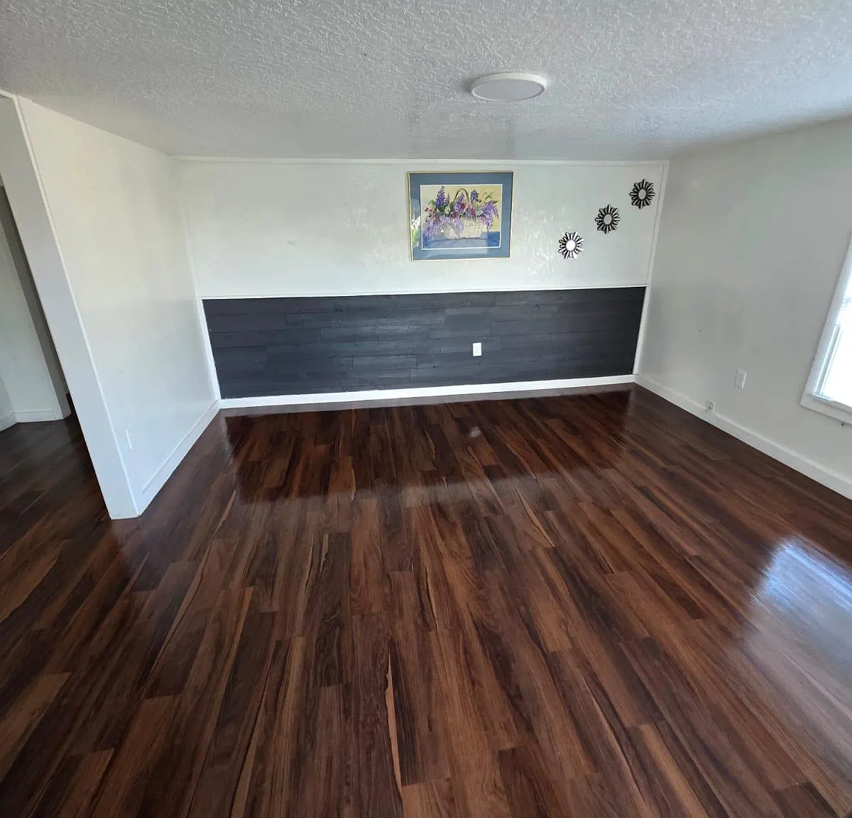 617 Clearlake Rd — Photo 2