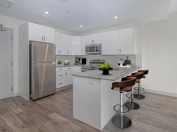 Lancaster Park Apartments