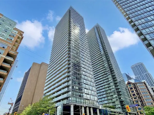 37 Grosvenor St, Toronto, ON