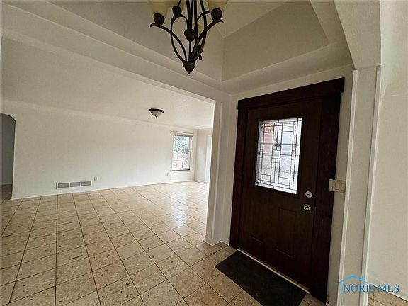 5th image of 4234 Talwood Ln