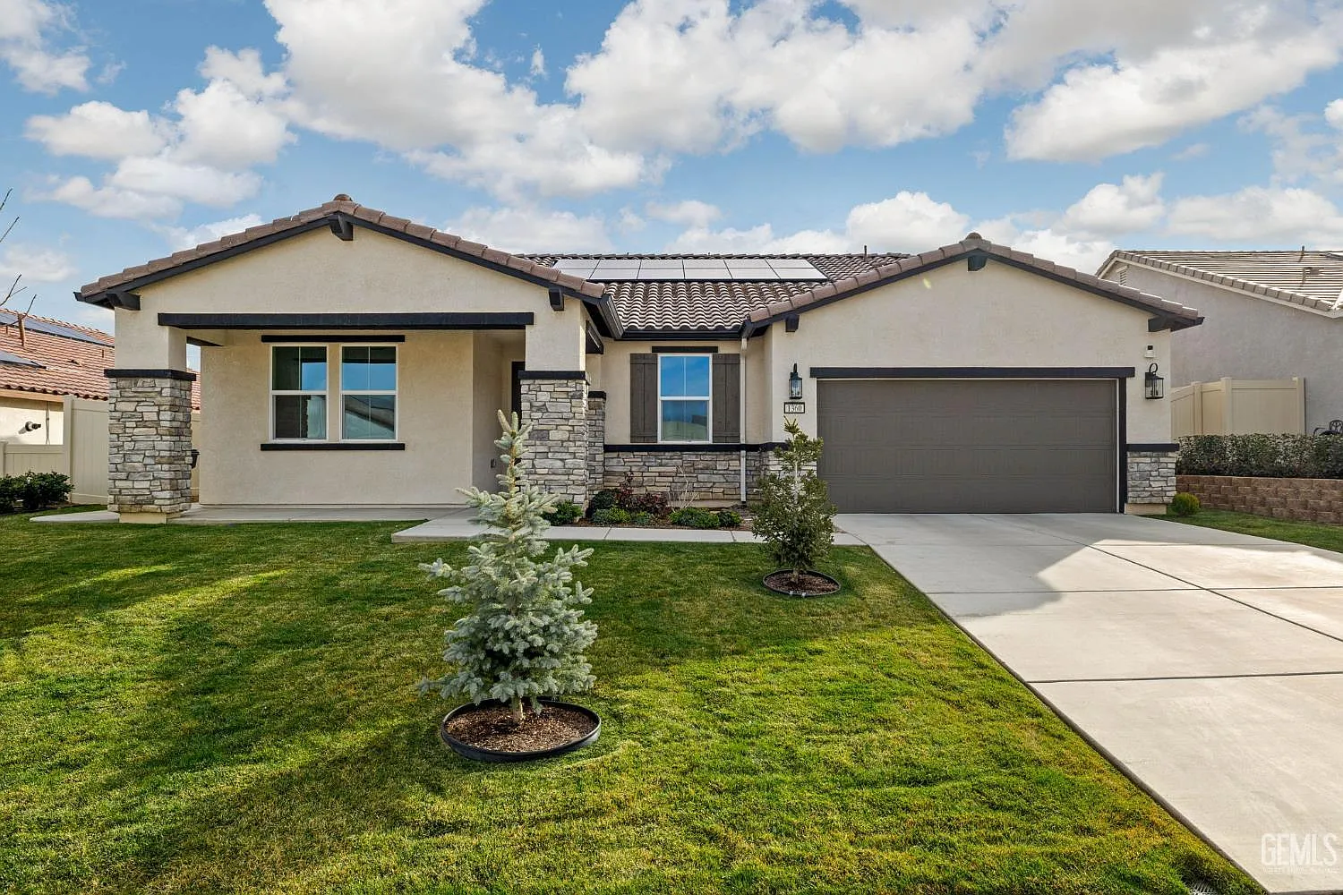 1360 Bodega Dr photo 1