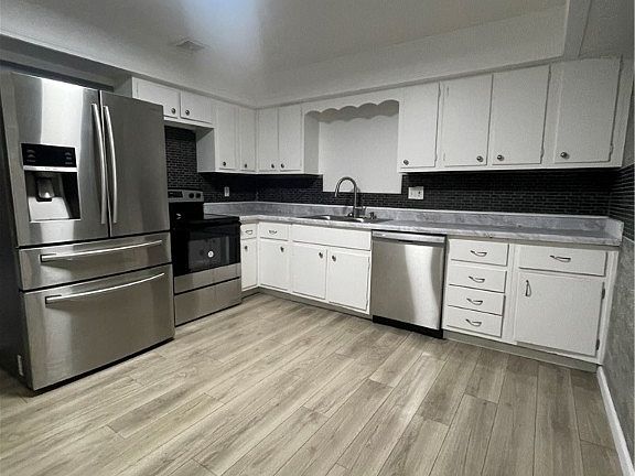 5th image of 4058 Beatty Dr