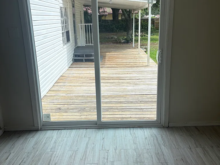 311 Forest Ave — Photo 6