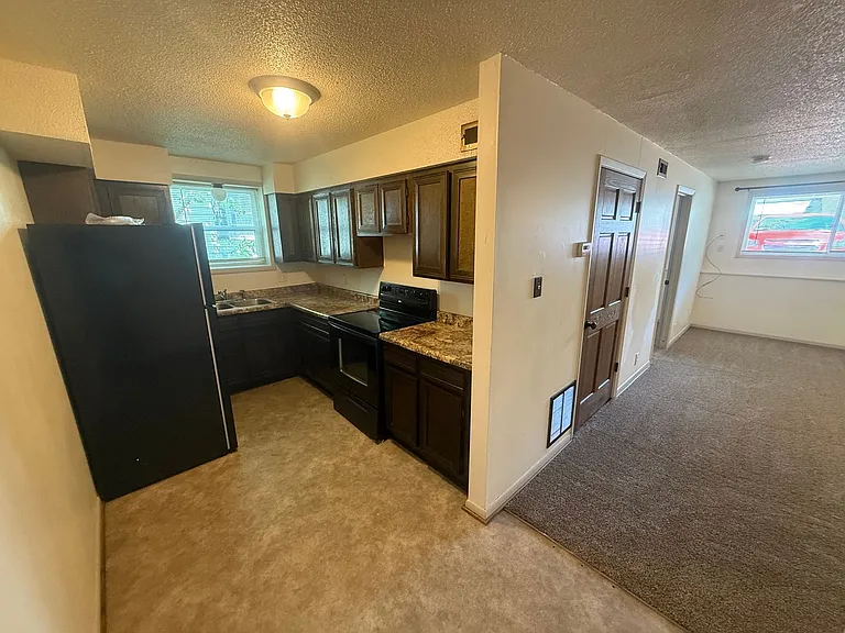 239 S Jefferson St 2 — Photo 13