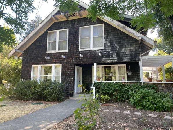 824 Orchard Street, Santa Rosa, CA 95404